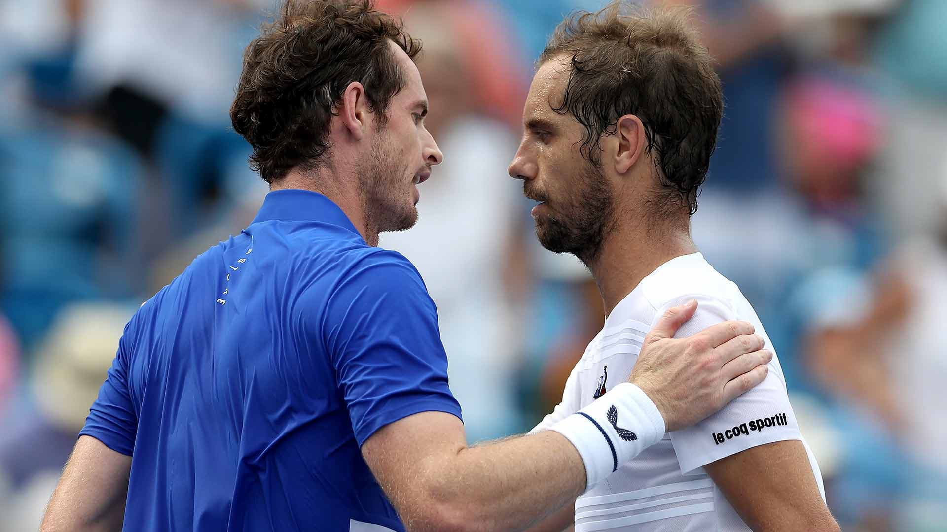 Француз Ришар Гаске стартовал с уверенной победы на теннисном турнире серии Мастерс в Цинциннати