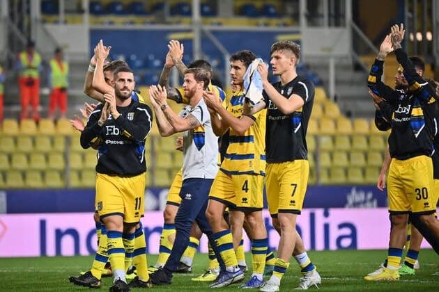 «Кальяри» - «Парма»