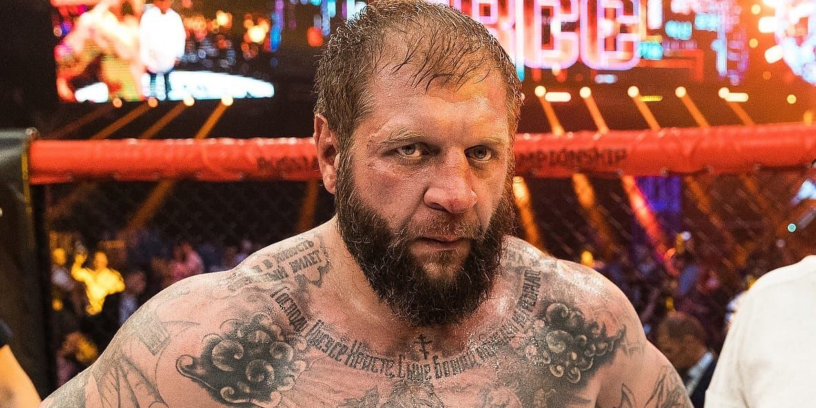 «Главный спарринг партнер — хинкали» — Емельяненко рассказал о подготовке к бою с Кокляевым