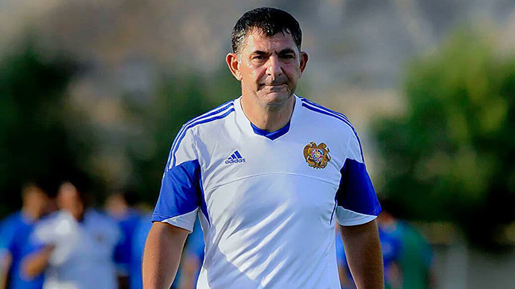 Главный тренер сборной Армении Армен Гюльбудагянц подал в отставку