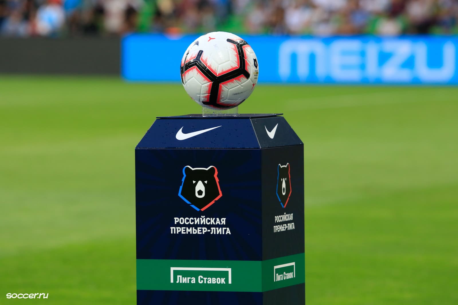 РПЛ может провести конец сезона без зрителей