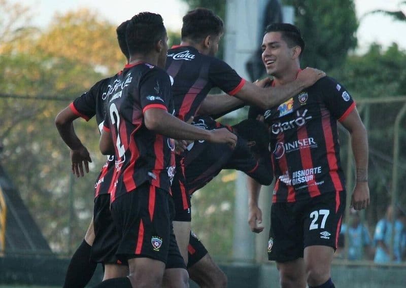 Манагуа - Депортиво Уолтер Феррети