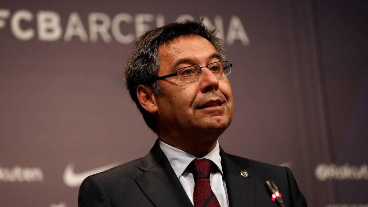 Полиция подозревает Бартомеу в махинациях и коррупции в деле о дискредитации игроков «Барселоны» в соцсетях