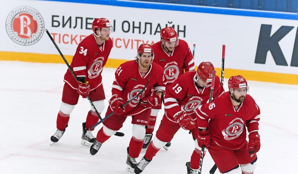 Витязь - Локомотив