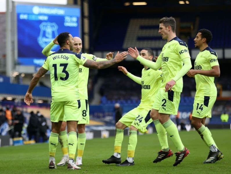 ньюкасл-кристал пэлас