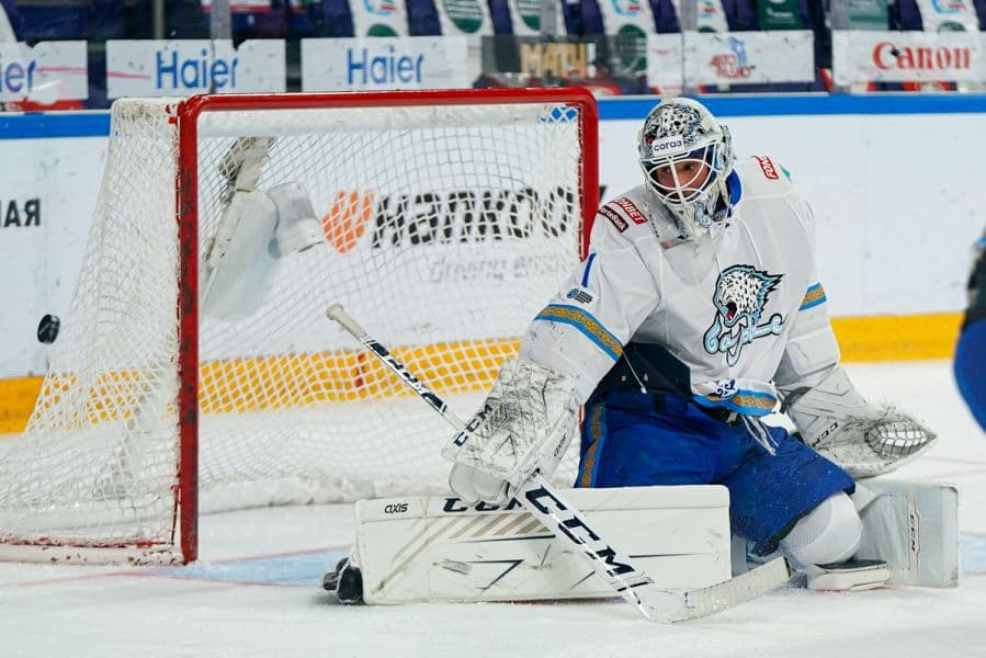 Авангард - Барыс