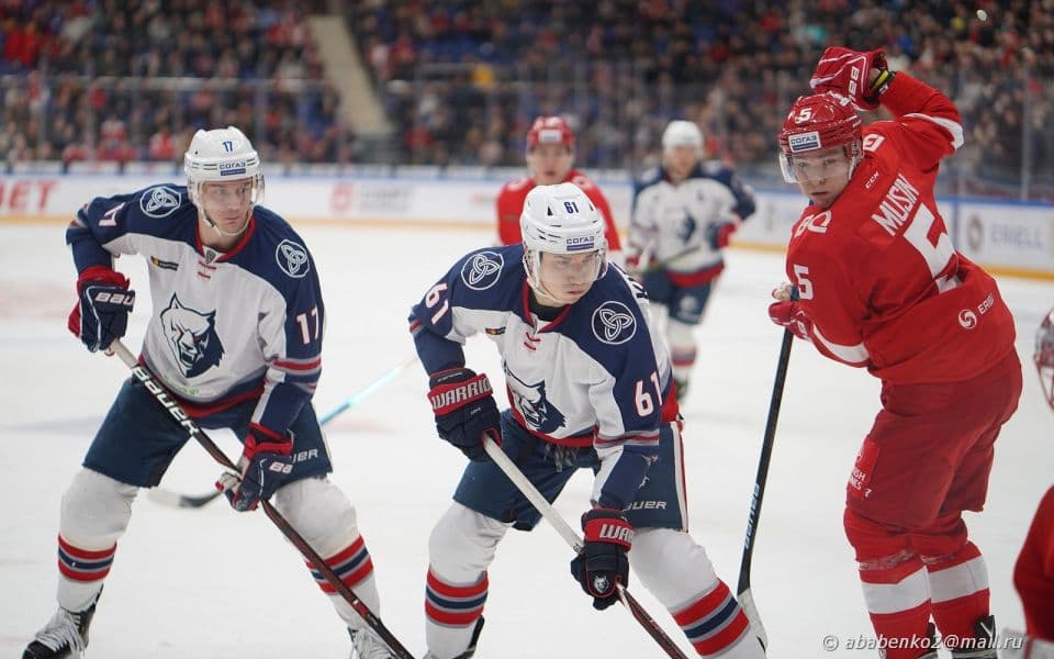 Салават Юлаев - Нефтехимик