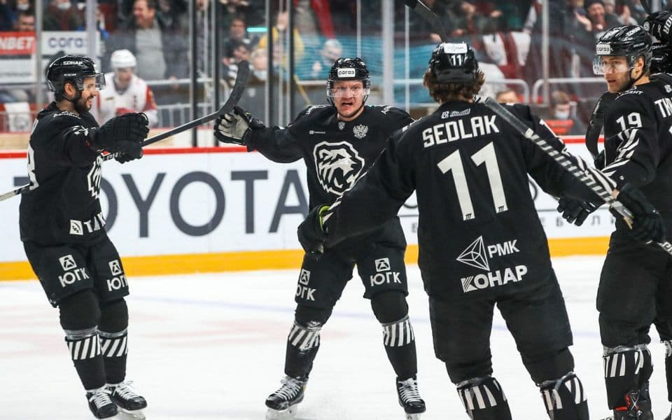 Трактор - Нефтехимик