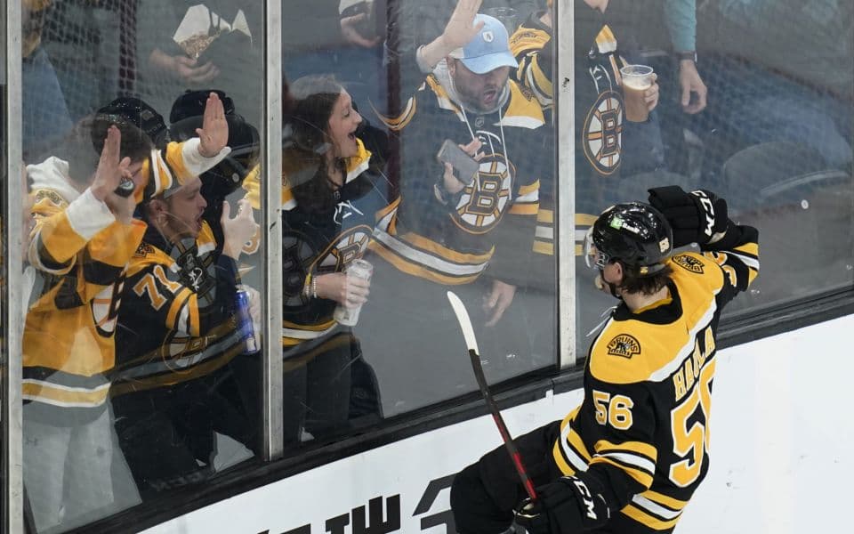 Коламбус - Бостон