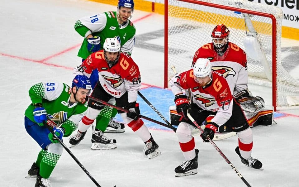 Ак Барс - Авангард