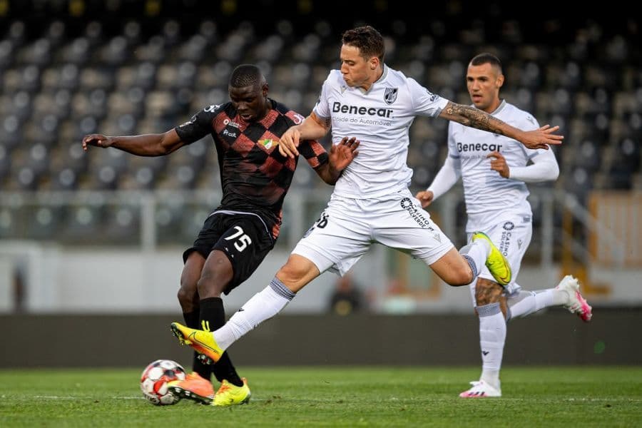 «Жил Висенте» - «Гимарайнш»