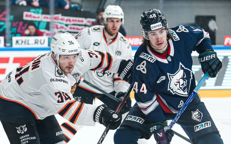 Нефтехимик - Автомобилист