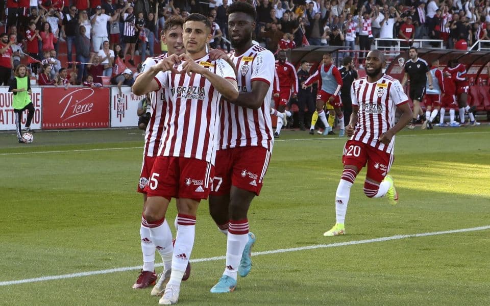 Лорьян - Аяччо