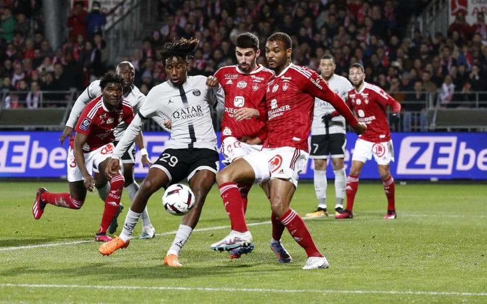 Труа - Брест