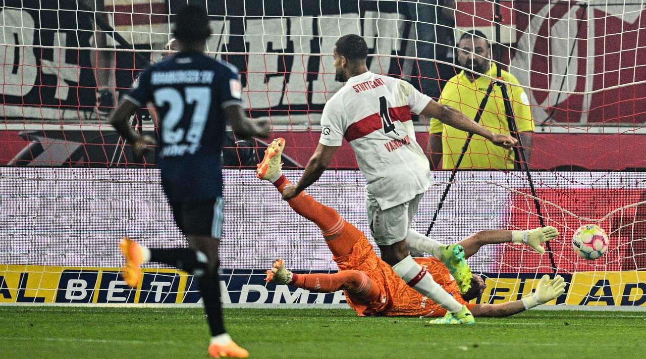 «Штутгарт» победит «Гамбург» во втором стыковом матче 5 июня