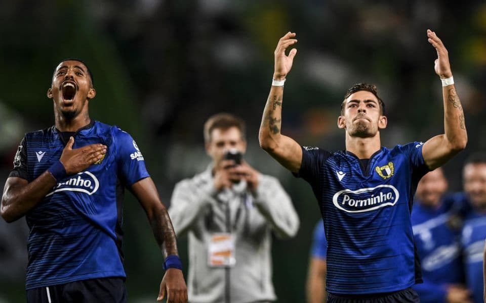 «Риу Аве» - «Фамаликан»