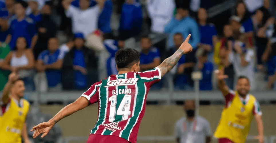 «Флуминенсе» одолеет «Интернасьональ» в первом полуфинале Кубка Либертадорес 28 сентября