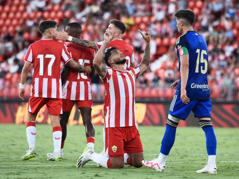 «Альмерия» переиграет «Гранаду» в 8-м туре Примеры 1 октября