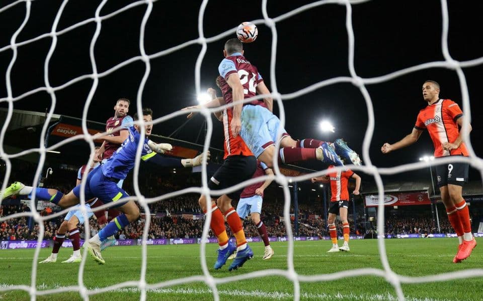 «Лутон Таун» - «Тоттенхэм»