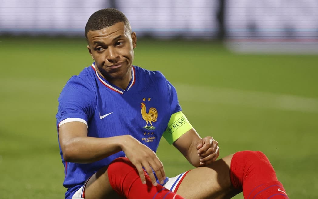 Мостовой: сборная Франции - фаворит, потому что сильнее Австрии, но первые игры непредсказуемые, поэтому ничейному результату я не удивлюсь