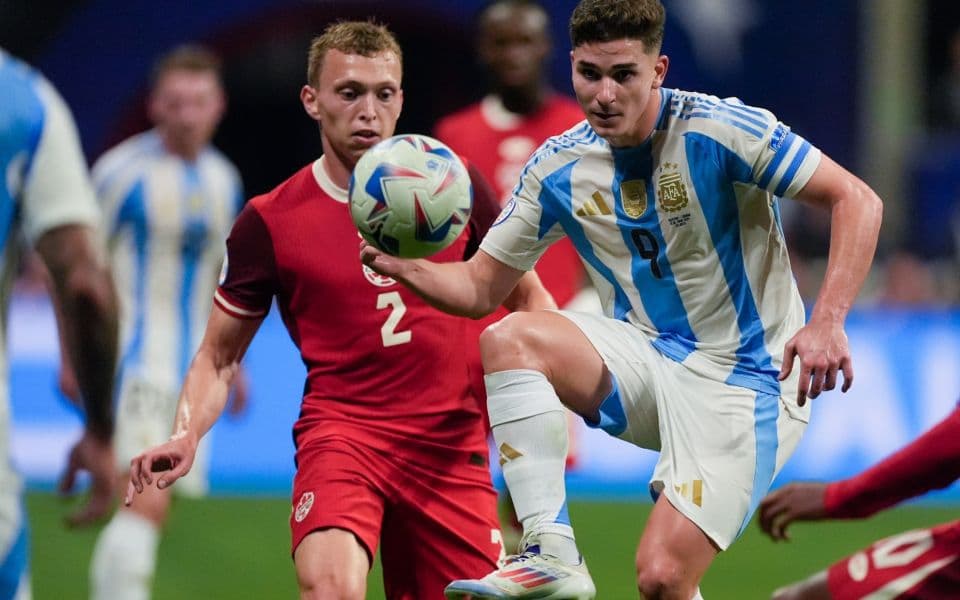 Аргентина - Перу