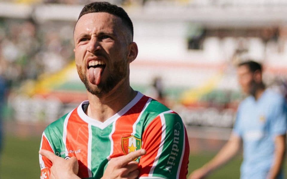 «Эштрела» - «Фамаликан»