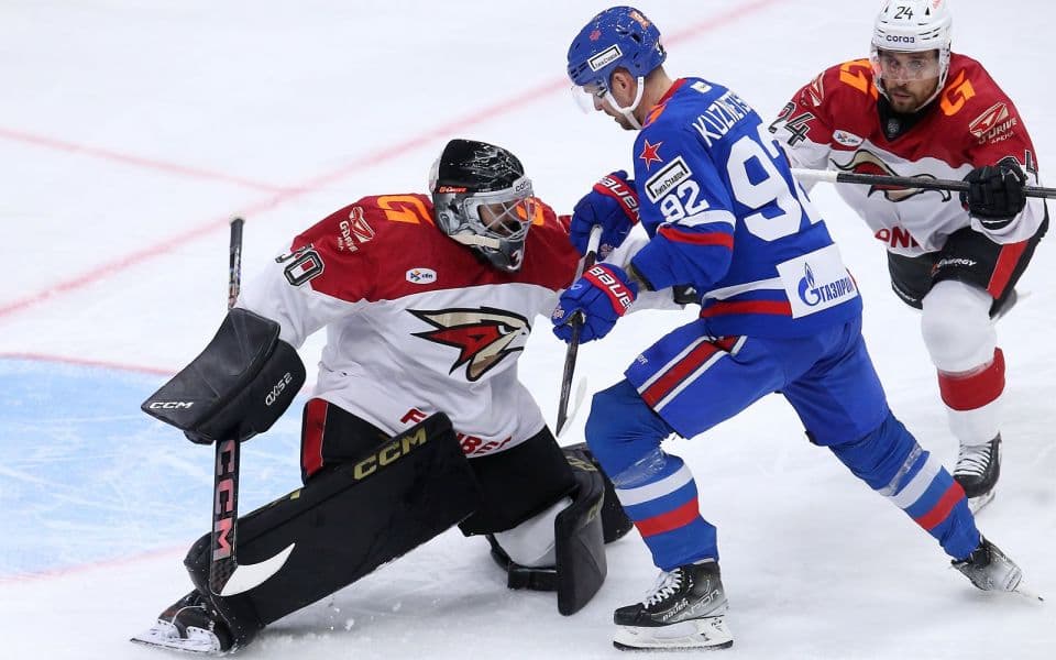 Локомотив - Авангард