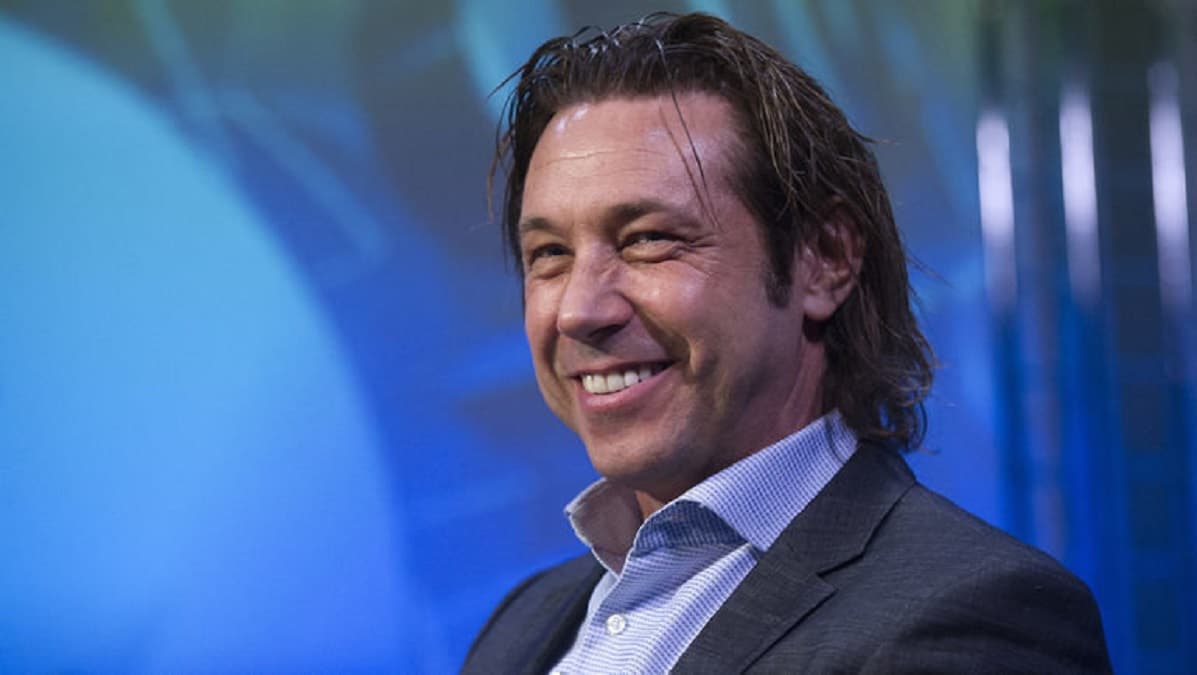 Александра Мостового выписывают из больницы