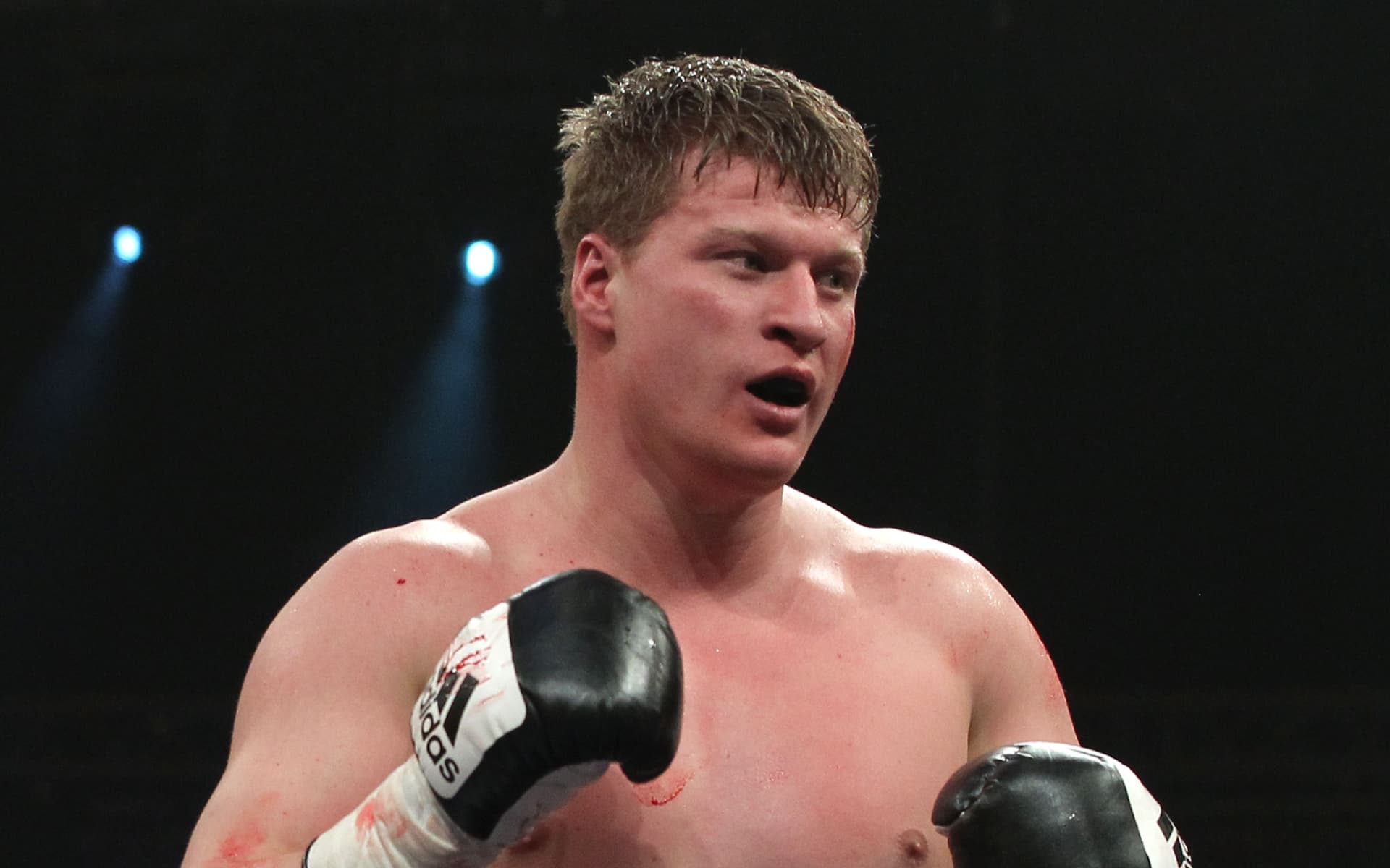 Промоутер Хрюнов: отстранение Поветкина - это атака со спины на государственный символ