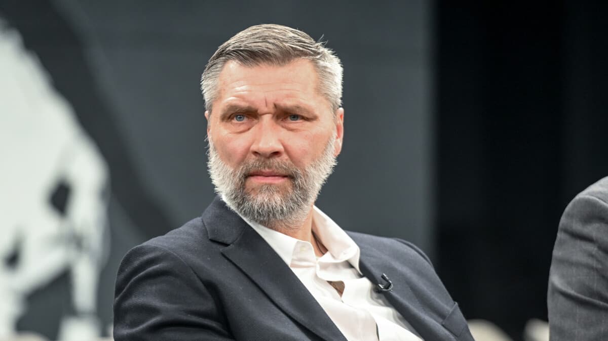 Овчинников: у нас нет задачи привезти на курсы Академии РФС Клоппа или Моуриньо