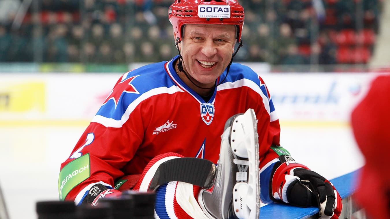 Фетисов: сборная России вернется с флагом и гимном, нам подачки не нужны