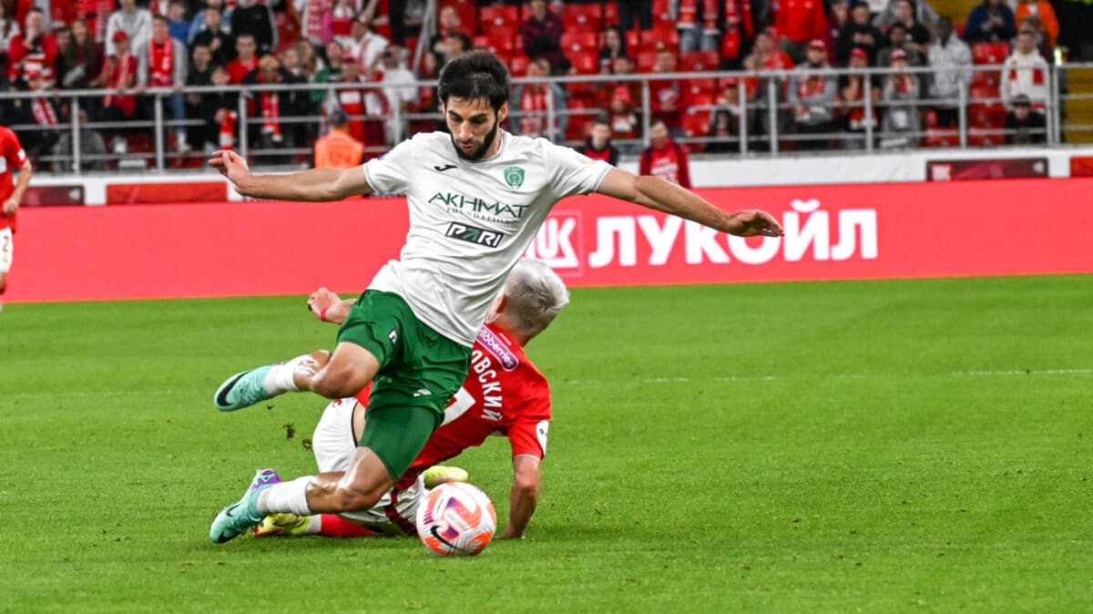 Гендиректор «Ахмата»: защитник Адамов не вернется в «Зенит» зимой