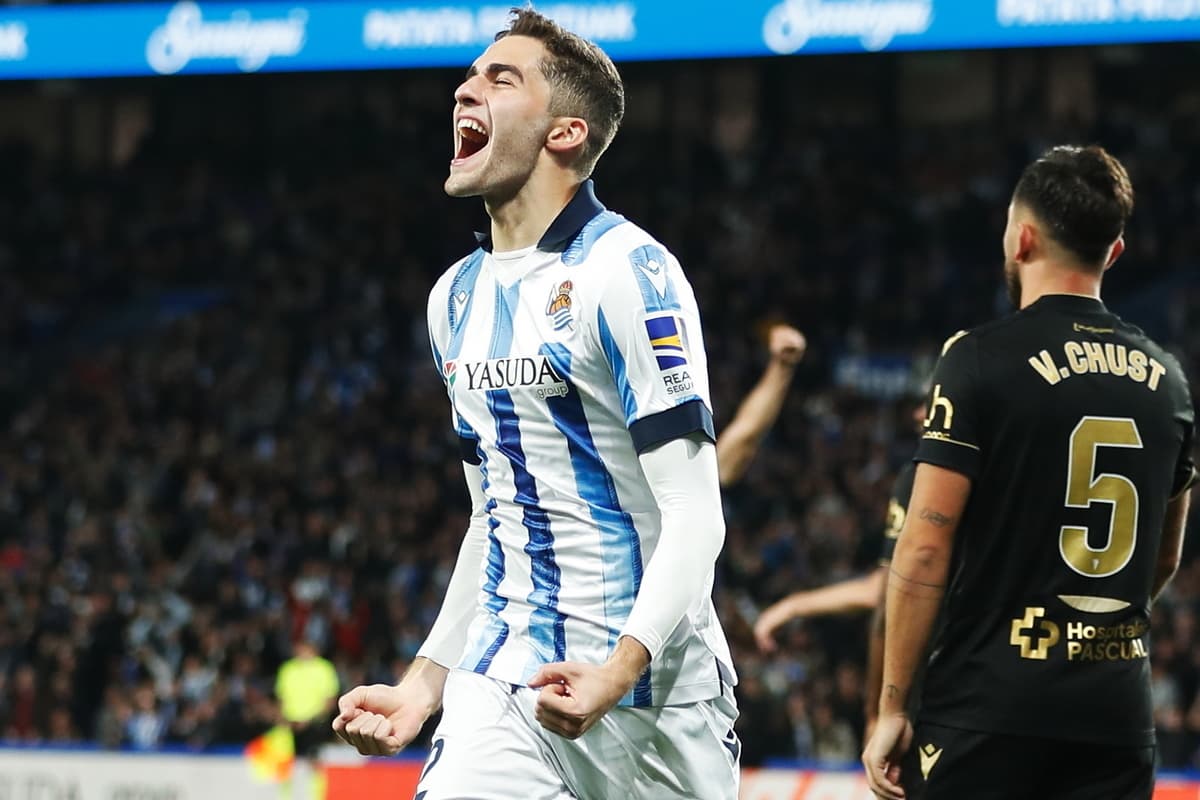 Представитель Захаряна: надеюсь, Арсен получит больше тренерского доверия и игрового времени