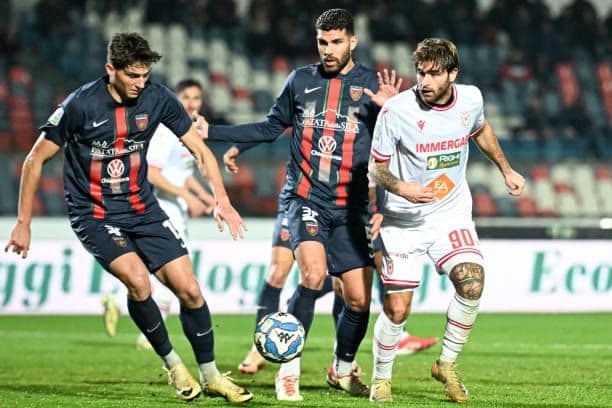 «Козенца» – «Пиза» 