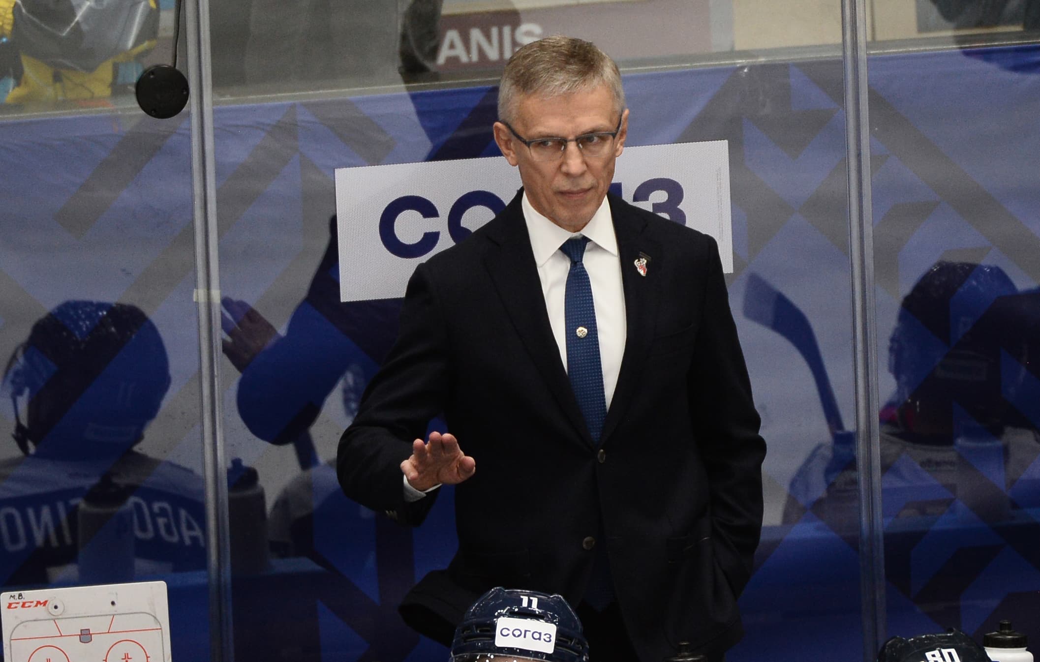 Гендиректор «Торпедо» - о будущем тренера Ларионова: этот вопрос у нас решает глава региона