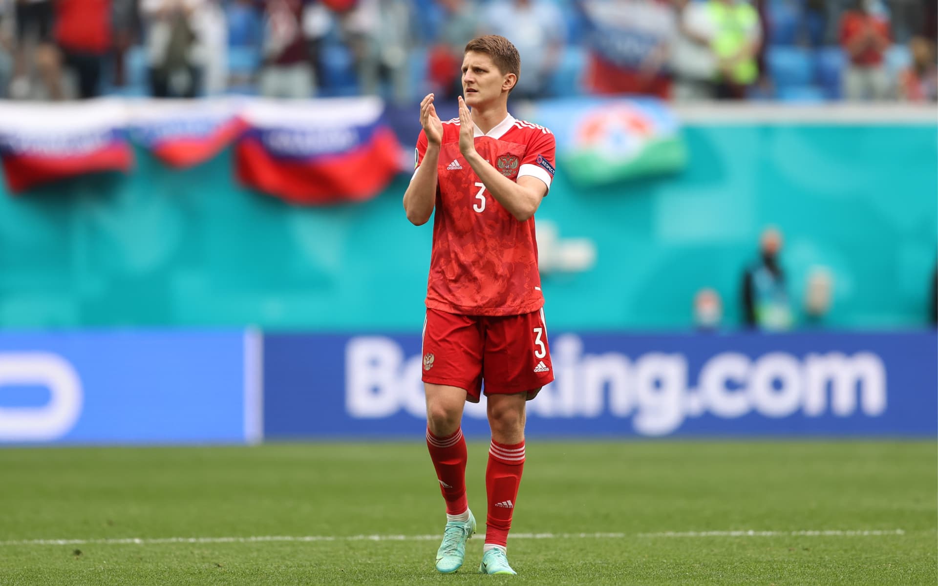 Футболист Дивеев - о возвращении России: кажется, ситуация налаживается