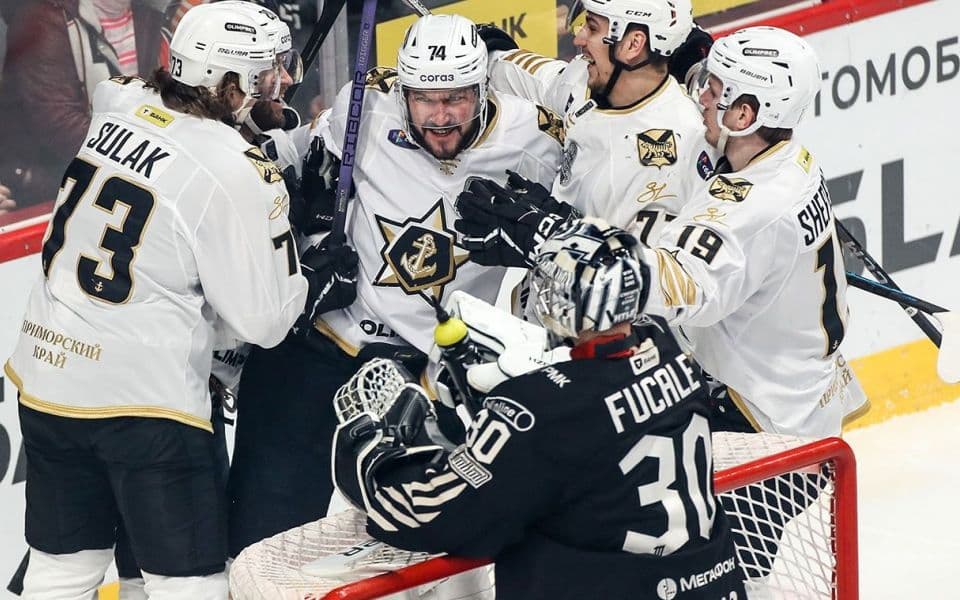 Адмирал - Трактор