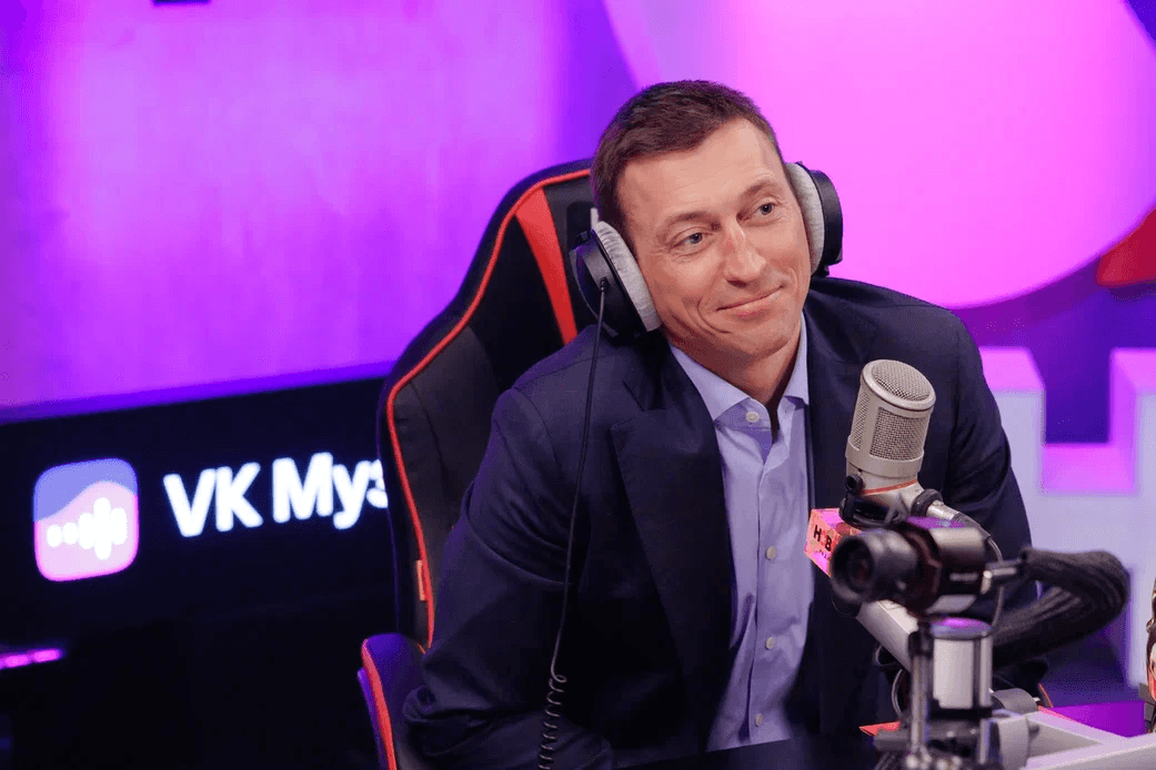 «Большунова можно сравнить с Овечкиным, такие рождаются раз в сто лет»: интервью с Александром Легковым