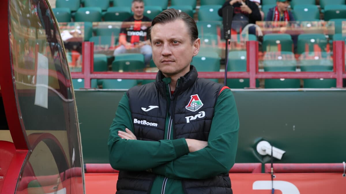 В «Локомотиве» опровергли информацию о возможном увольнении Галактионова после матча с «Ростовом»