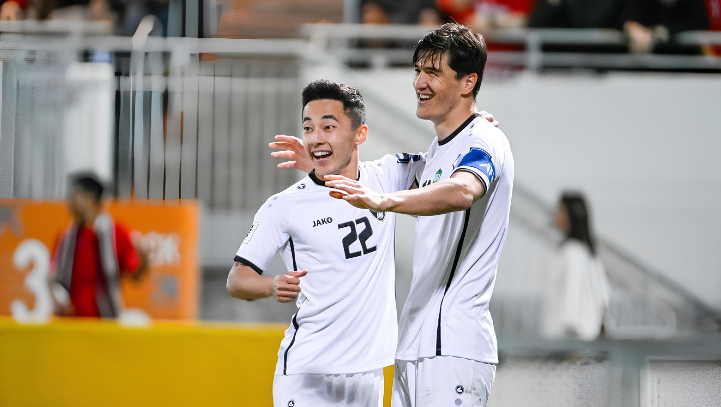 Турецкий инсайдер: на переход Файзуллаева в «Истанбул Башакшехир» повлилял Шомуродов