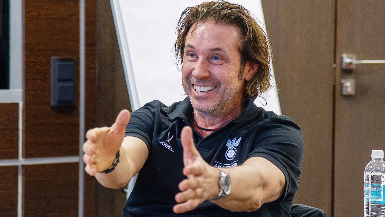 Тренд «Стрем или норм». Играем с Александром Мостовым