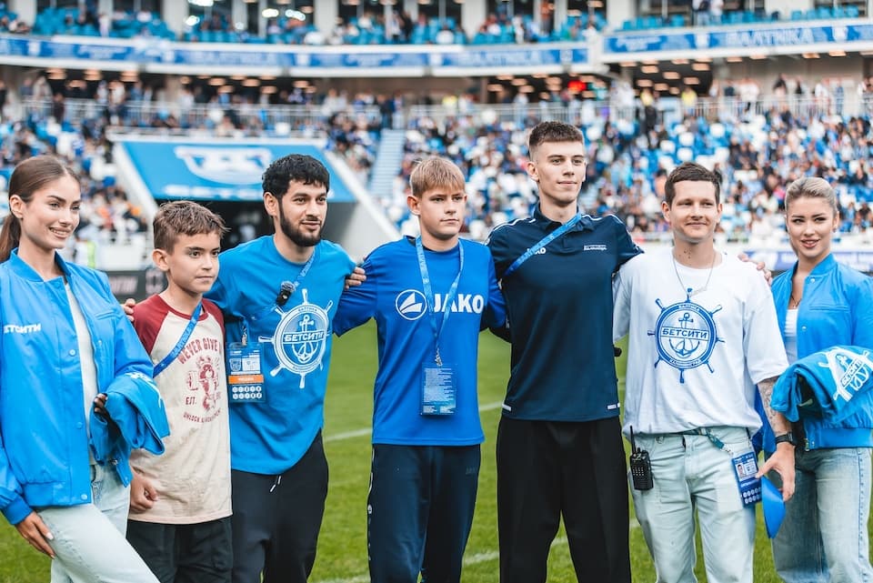Перед матчем «Балтика» - «Зенит» амбассадор БЕТСИТИ Эльхан Салахов провел турнир 1х1 в Калининграде