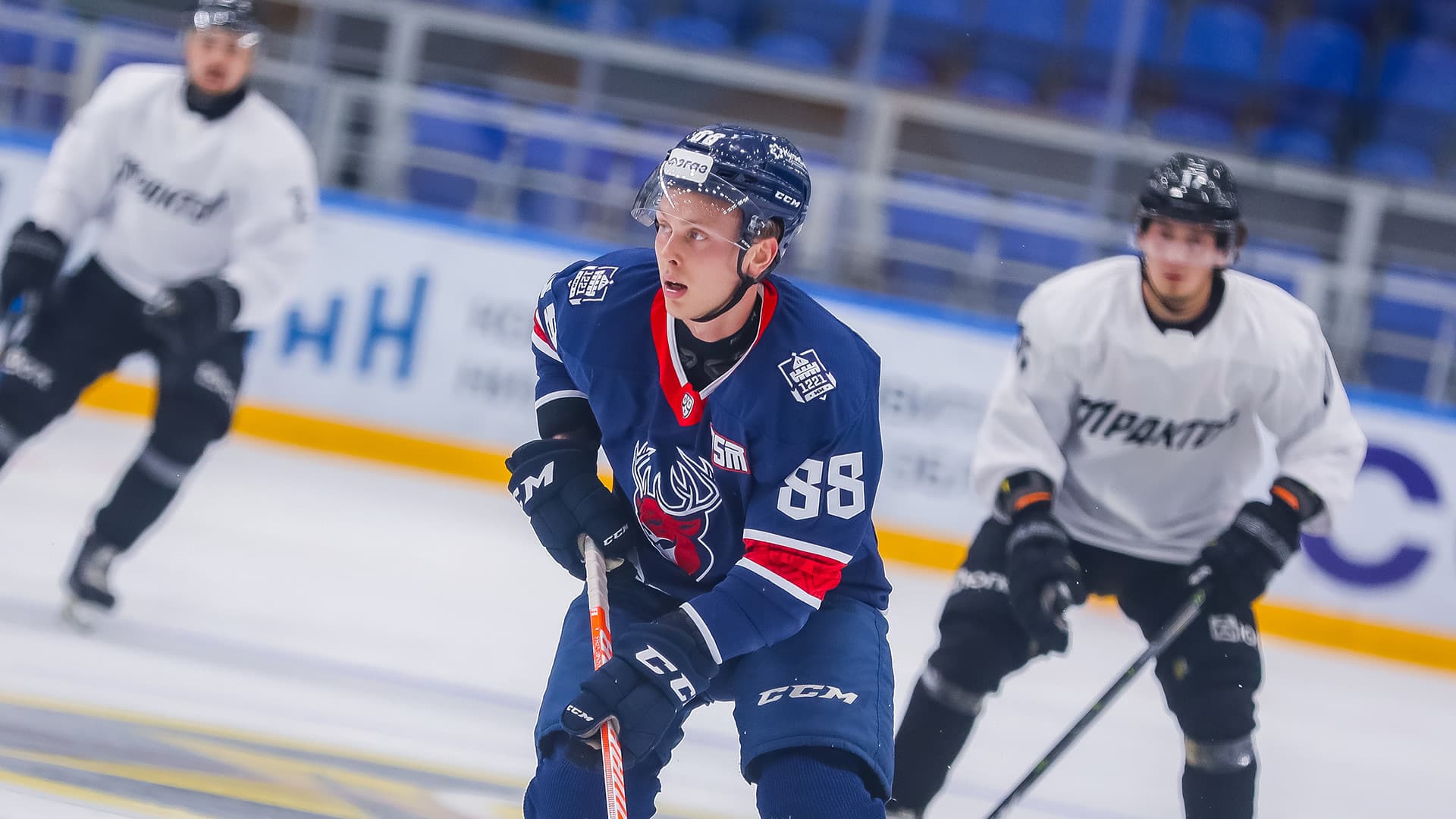 «Это будет ненастоящая Олимпиада». Форвард СКА Ларионов – о недопуске российских хоккеистов