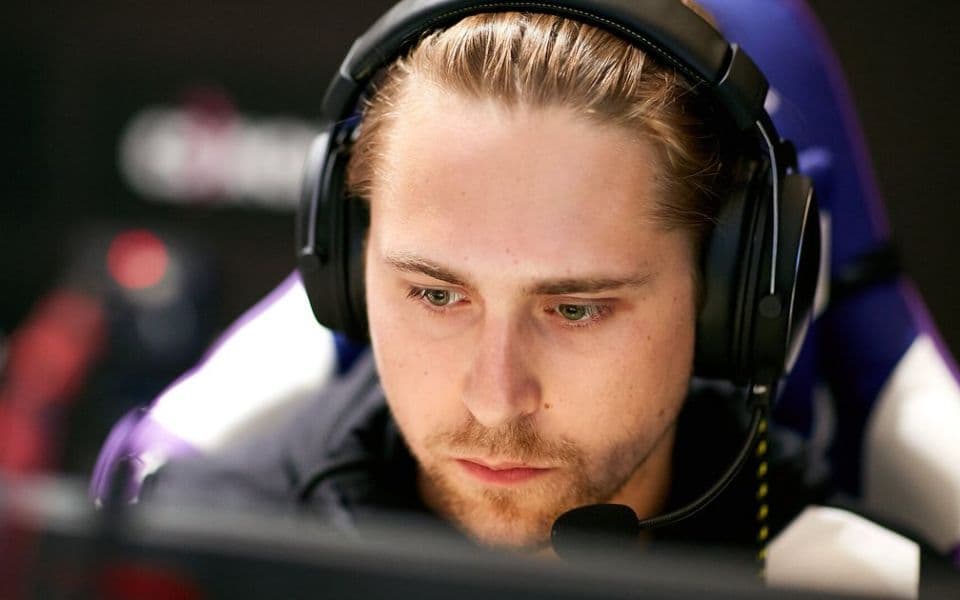 Johnny Speeds - Sangal Esports