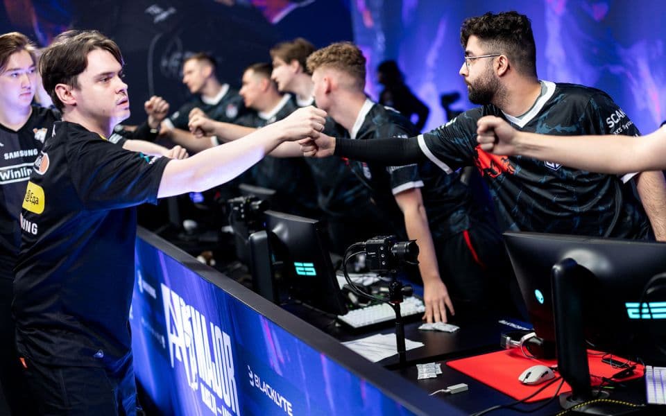 megoshort - FUT Academy 