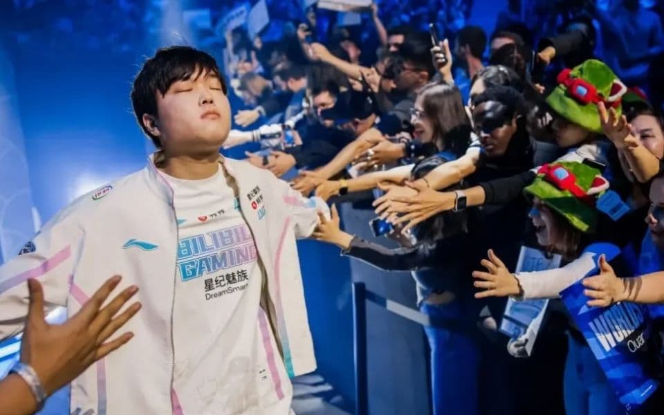 Bilibili Gaming - Weibo Gaming 