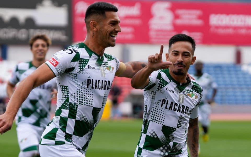 «Каса Пиа» - «Морейренсе»