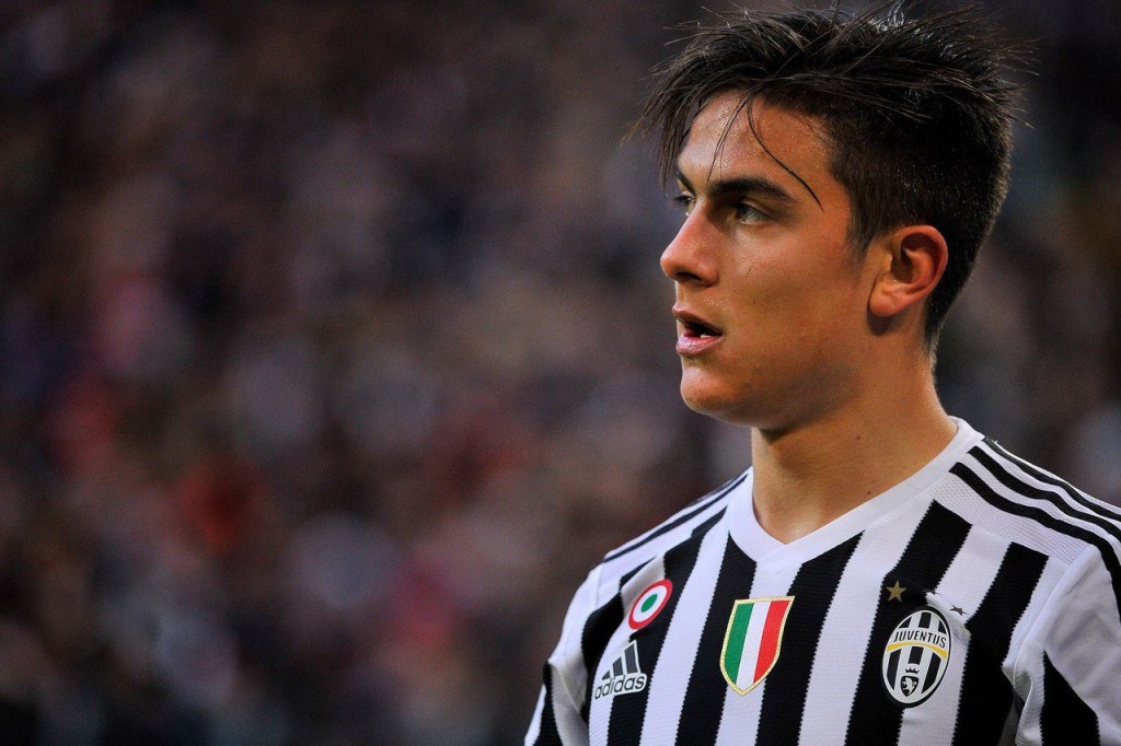 Футболист dybala фото