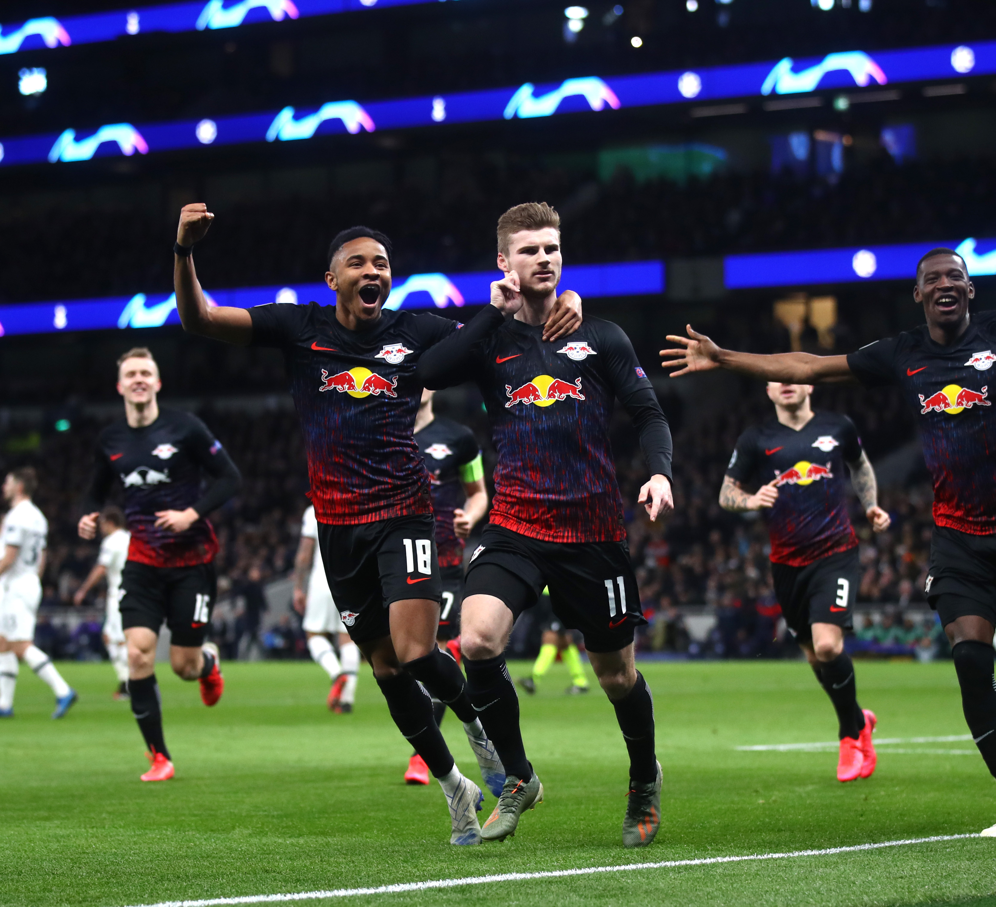 Рб лейпциг реал. Лейпциг выиграл. Лейпциг манчестер сити. Лейпциг выиграл. Лейпциг выиграл.