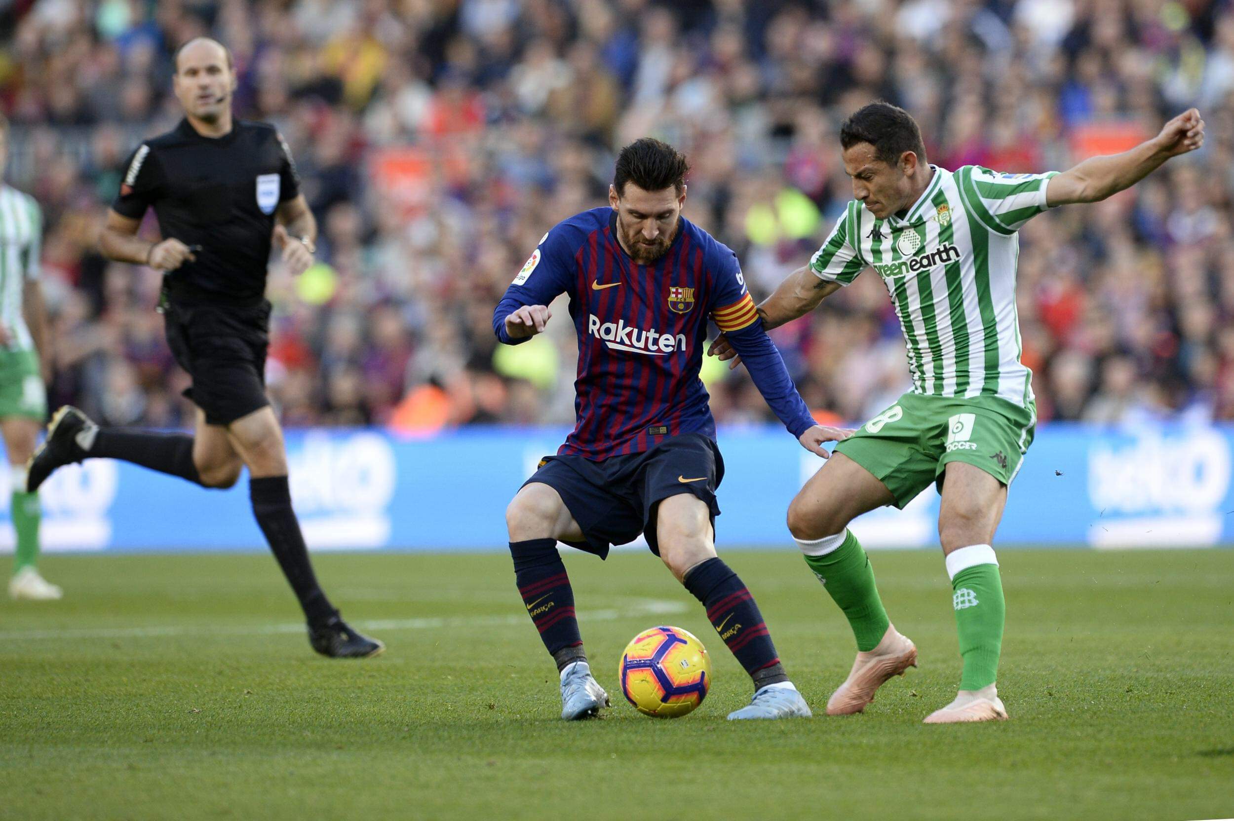 Реал бетис барселона прогноз. Барселона Бетис. Барселона Реал Бетис. Barcelona vs Betis. Бетис форма.